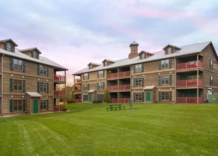 Hotel Club Vacations Fox River At