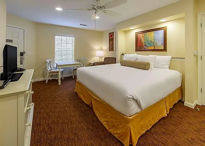 Club Vacations Fox River At Hotel