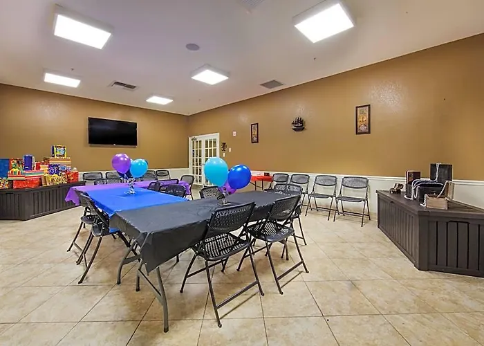 Hotel Club Vacations Fox River At Sheridan