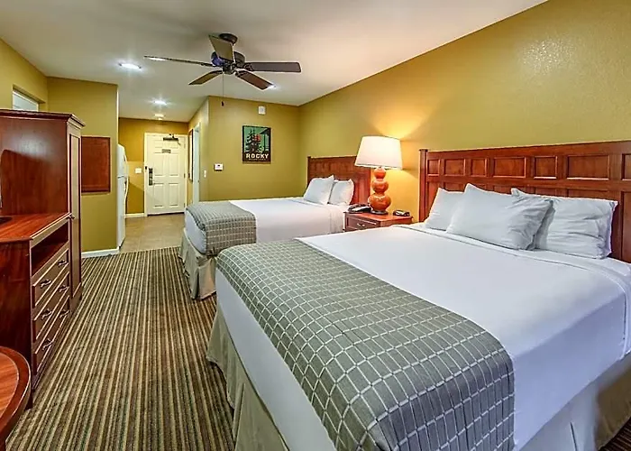 Hotel Club Vacations Fox River At